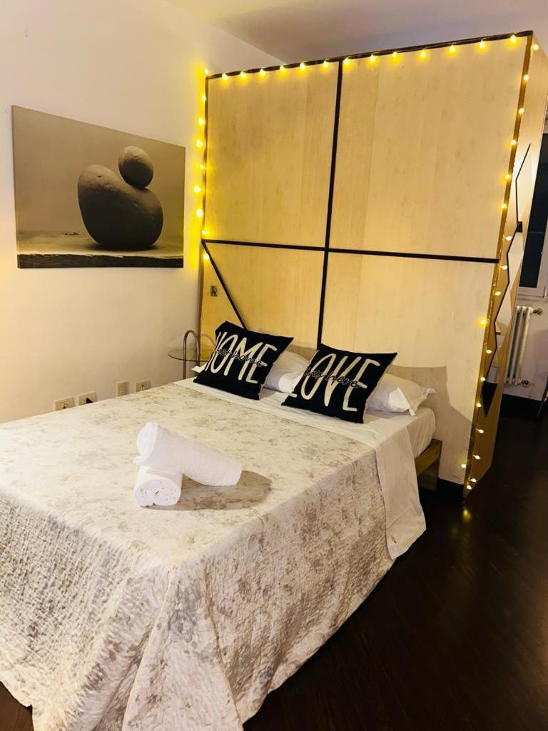 Easy Room Italy Prada Milano Eksteriør bilde
