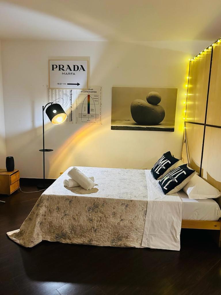 Easy Room Italy Prada Milano Eksteriør bilde